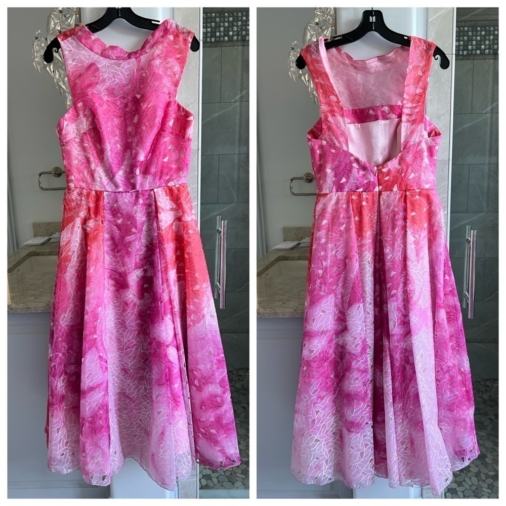 Monique Lhuillier Pink Floral Lace Fit Flare Dress - Picture 3 of 13